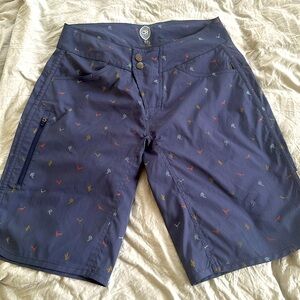 New Club Ride Mountain Bike Trail Shorts NWOT Bird Print REI Sz XS